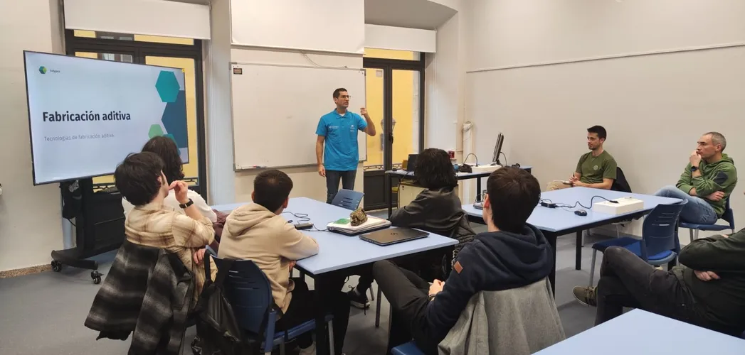 Fomación sobre estandares y fabricación 3D